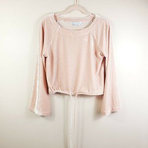 CUPCAKES AND CASHMERE pink velvet bell sleeve top